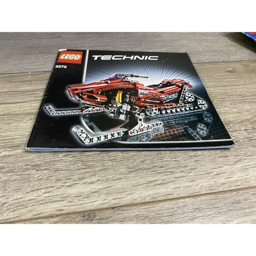 LEGO Technic 8272 Snowmobile Instruction Manual Booklet 2007 Illustrated‎